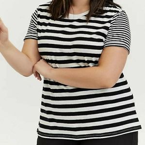 Torrid - Relaxed Fit Top